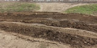 Жители Федоровского района возмущены перепаханной дорогой между деревнями Жители Федоровского района возмущены перепаханной дорогой между деревнями