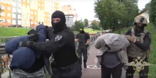 Двое саратовцев ждут суда за попытку убийства и вымогательство в Калининграде