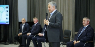 ������� �������� ������ ��������������� ��������� ������ � �������� ��������