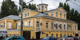 Чиновники установили охранную зону для исторического здания в центре Саратова
