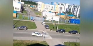 В Юбилейном жалуются на отсутствие безопасного перехода напротив детсада В Юбилейном жалуются на отсутствие безопасного перехода напротив детсада