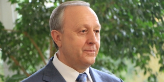 Губернатор Радаев призвал глав муниципалитетов убеждать население вакцинироваться Губернатор Радаев призвал глав муниципалитетов убеждать население вакцинироваться