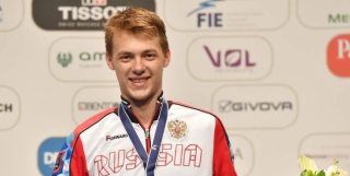 Саратовский фехтовальщик-олимпиец уступил во всероссийском финале своей жене Саратовский фехтовальщик-олимпиец уступил во всероссийском финале своей жене