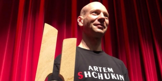 Саратовский иллюзионист Артем Щукин стал чемпионом Европы