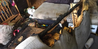 В Саратове пожарные вытащили 3 детей с балкона горящей квартиры
