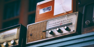 Завтра в Саратове временно прекратят работу радиостанции Завтра в Саратове временно прекратят работу радиостанции