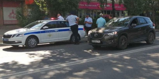 В Балакове девочка вышла на дорогу без взрослых и угодила под «Мазду» В Балакове девочка вышла на дорогу без взрослых и угодила под «Мазду»