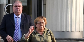 Умершего адвоката по делу Михаила Ефремова похоронят в Саратове Умершего адвоката по делу Михаила Ефремова похоронят в Саратове