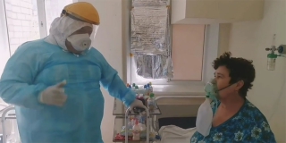 Пациентка ковидного госпиталя - министру про отказ от вакцинации: «Дураки» Пациентка ковидного госпиталя - министру про отказ от вакцинации: «Дураки»