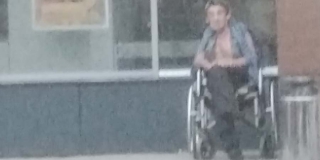 В Балакове заметили живущего на улице инвалида без ног. Комментарий минтруда