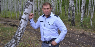 В Хвалынске сотрудник МЧС спас людей при ДТП и потушил машину В Хвалынске сотрудник МЧС спас людей при ДТП и потушил машину