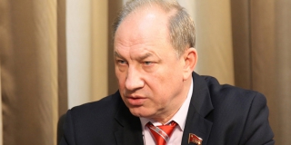 Депутата Госдумы Валерия Рашкина поймали с убитым лосем?