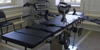 Ершовская райбольница получила новые операционные столы