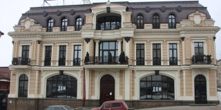 Правительство Саратовской области требует снести «Дом Курихина» возле музея Федина