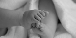 В Базарно-Карабулакском районе обнаружили труп 4-месячного младенца