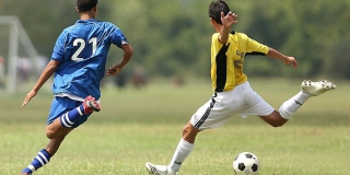 Саратовские футболисты одержали суперволевую выездную победу Саратовские футболисты одержали суперволевую выездную победу