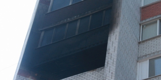 В многоэтажке произошло частичное обрушение балкона из-за разрыва баллона В многоэтажке произошло частичное обрушение балкона из-за разрыва баллона