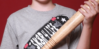 Прокуратура: В Саратове власти не занимаются досугом малолетних преступников Прокуратура: В Саратове власти не занимаются досугом малолетних преступников