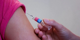 В Саратовской области начинается вакцинация детей от коронавируса