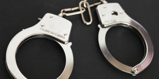 В Саратове поймали 19-летнего закладчика наркотиков