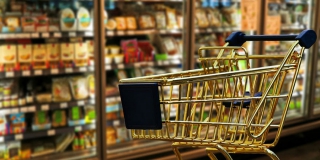 Минэкономразвития: В саратовские магазины продукты поставляют в увеличенных объемах