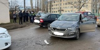 В Петровске на одном перекрестке за сутки разбилось 9 автомобилей