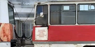 На 3-й Дачной пассажиров вывели из трамвая №3 из-за пожара