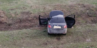 В Балаковском районе водитель «Киа Рио» пострадал при опрокидывании в кювет В Балаковском районе водитель «Киа Рио» пострадал при опрокидывании в кювет