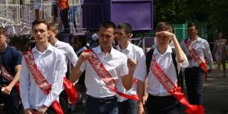«Последний звонок» в саратовских школах проведут в очном формате