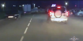 Саратовские полицейские в ходе погони прострелили все 4 колеса иномарки