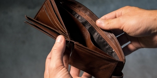 Чиновники: В Саратовской области уровень бедности снизился еще на 0,8% Чиновники: В Саратовской области уровень бедности снизился еще на 0,8%