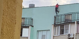 В Балакове мужчина лазил по балконам и разбился насмерть