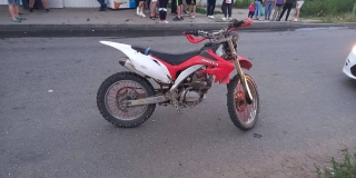 В Заводском районе подросток на мотоцикле сбил женщину