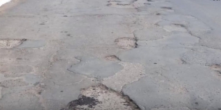 В Шиханах отремонтируют разбитую дорогу до школы искусств и госпиталя