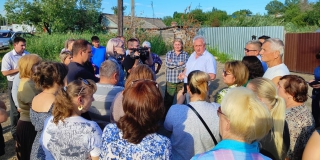 Дмитрий Плеханов пообещал жителям Комсомольской помощь с заменой водопровода