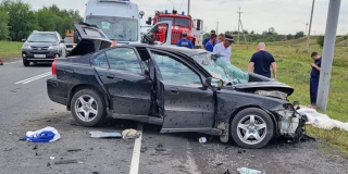 В Гагаринском районе в ДТП погиб водитель, ранена 17-летняя девушка В Гагаринском районе в ДТП погиб водитель, ранена 17-летняя девушка