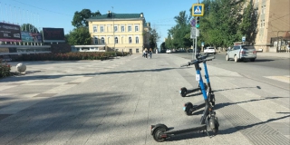 В Саратове предлагают штрафовать владельцев самокатов и велосипедов