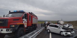 В Саратове после ДТП на трассе госпитализировали женщину и двух детей В Саратове после ДТП на трассе госпитализировали женщину и двух детей
