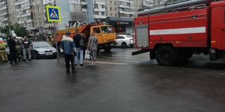 В Заводском районе «Шкода» из свадебного кортежа попала в ДТП В Заводском районе «Шкода» из свадебного кортежа попала в ДТП