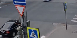 Саратовцы пожаловались на слишком громкие светофоры Саратовцы пожаловались на слишком громкие светофоры