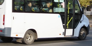 В маршрутке №45 у инвалида отказались принимать проездной. Взыскана компенсация В маршрутке №45 у инвалида отказались принимать проездной. Взыскана компенсация