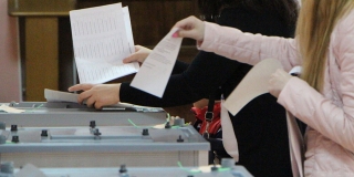 В Саратовской области завершились выборы. Явка превысила 50%