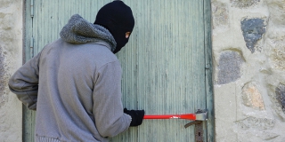 � ���������� ������ ������� �������� �� ����� ����� ������� � �����