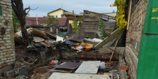 В центре Саратова на руинах растет свалка с крысами и преступность В центре Саратова на руинах растет свалка с крысами и преступность