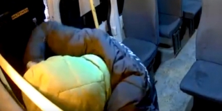 В Энгельсе пассажир напал на водителя маршрутки с требованием денег