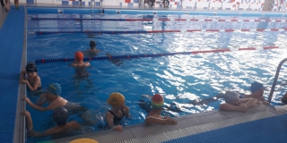 В Перелюбе при новом школьном бассейне открыли спортивную секцию по плаванию