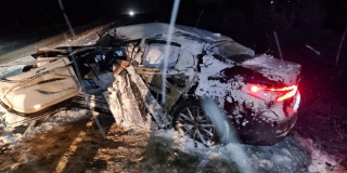 Под Балаковом водитель «Тойоты» пострадал в столкновении с прицепом «КамАЗа»