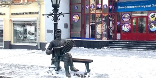 «Гармонист» на проспекте Столыпина теперь играет две мелодии