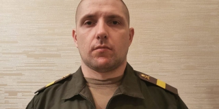 Бойца СВО из Калининского района Сергея Карякина наградили медалью Жукова