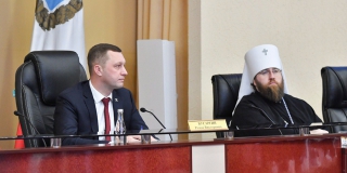 Ведомствам Саратовской области поручили взаимодействовать с иностранными гражданами Ведомствам Саратовской области поручили взаимодействовать с иностранными гражданами